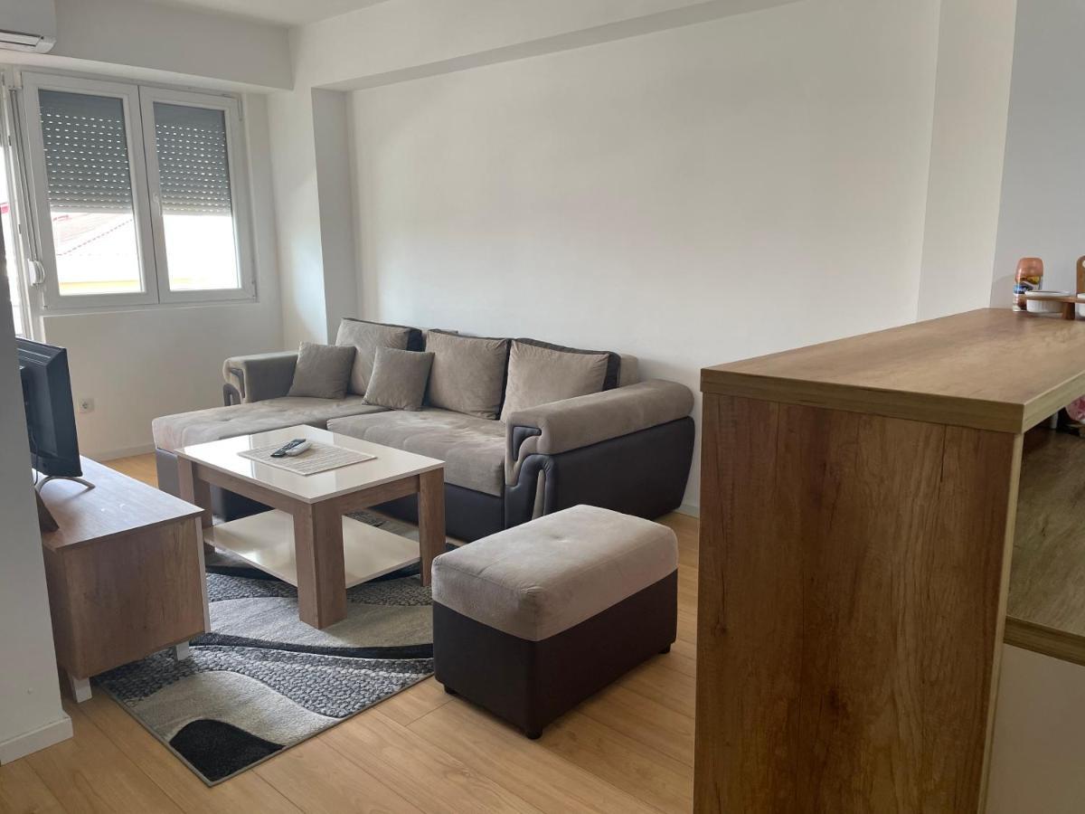 Maya Apartment Skopje Luaran gambar