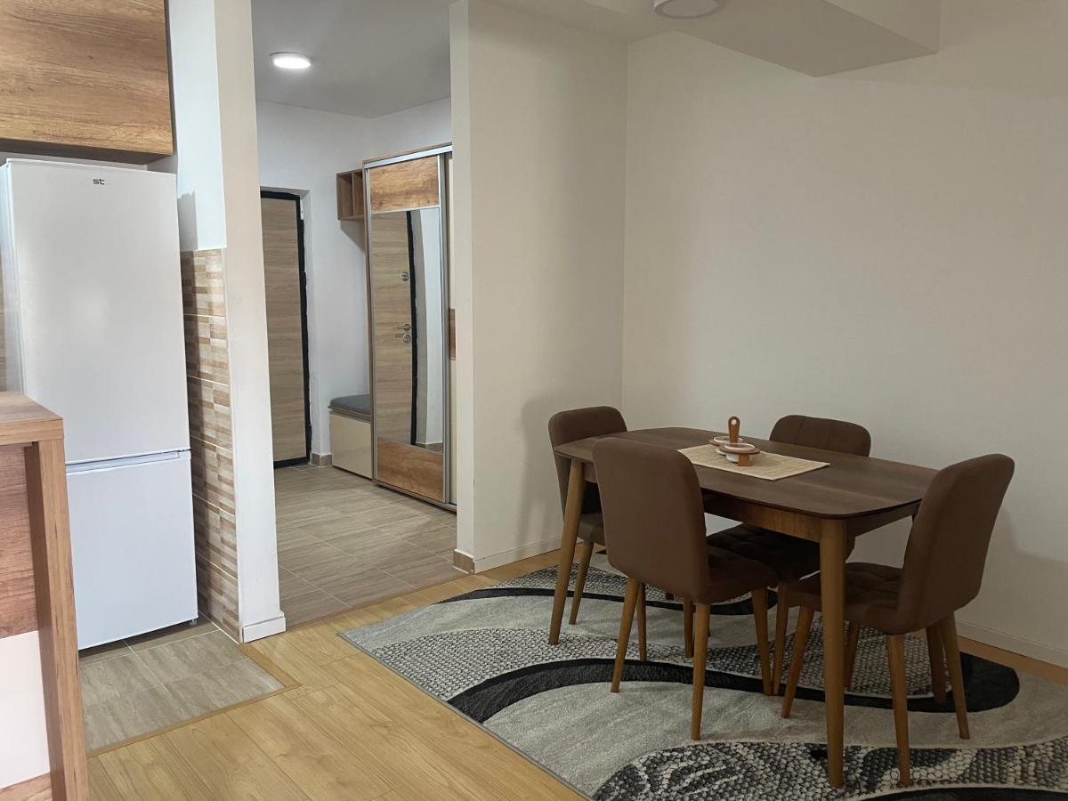 Maya Apartment Skopje Luaran gambar